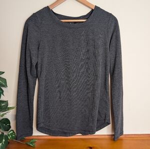 Yogalicious Women’s Dark Gray Long Sleeve Yoga Top Size M Buttery Soft